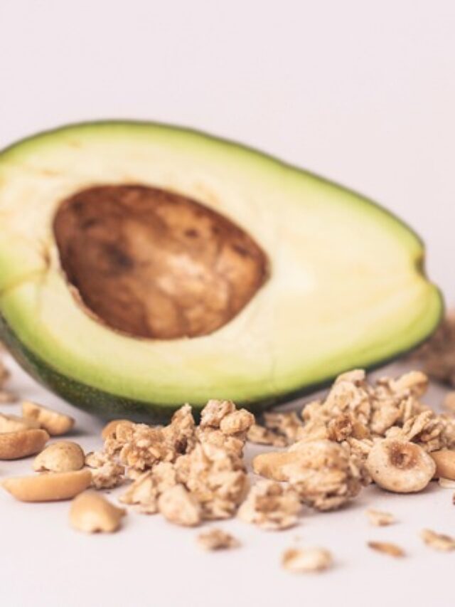 Avocado Banana Smoothie Bowl: Quick 5-Minute Recipe